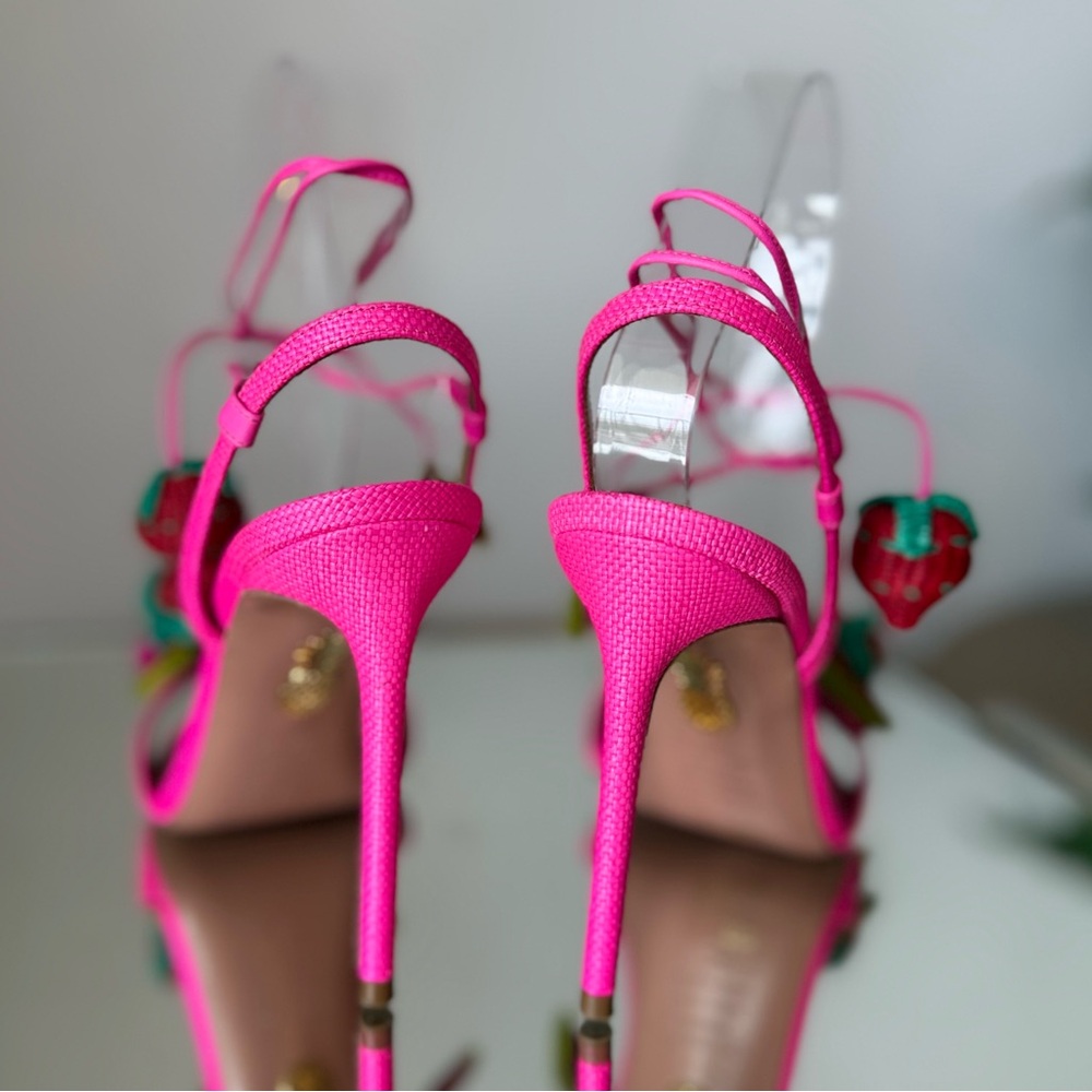 Worn once AQUAZZURA Strawberry Punch embellished raffia sandals 37 - Picture 10 of 14